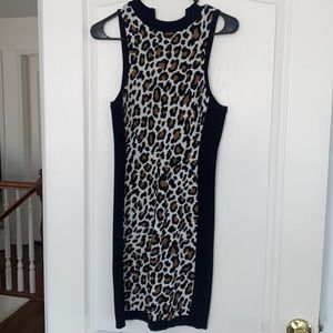Bodycon leopard midi dress size M